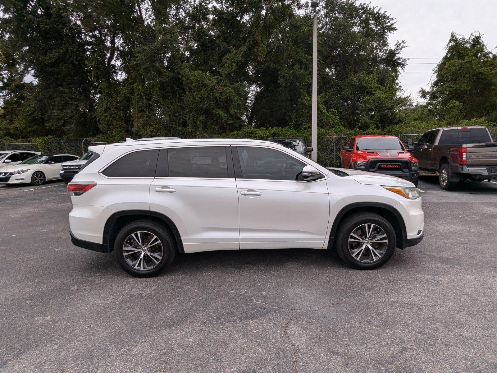 2016 Toyota Highlander Vehicle Photo in Panama City, FL 32401