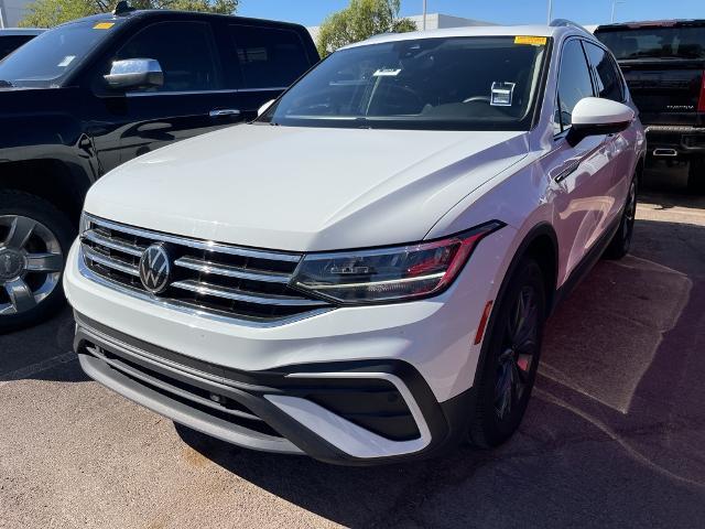 2022 Volkswagen Tiguan Vehicle Photo in GOODYEAR, AZ 85338-1310