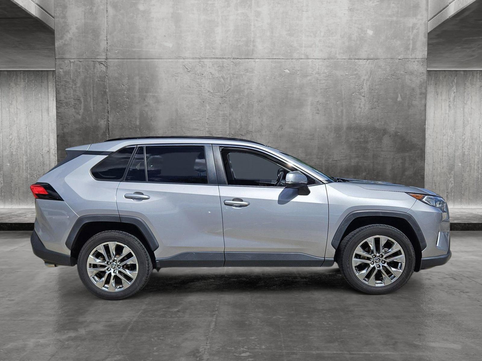 2020 Toyota RAV4 Vehicle Photo in Pembroke Pines , FL 33027