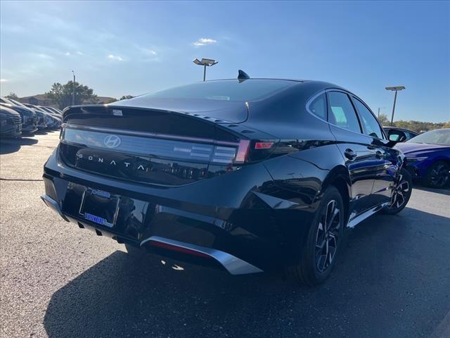 2025 Hyundai SONATA Vehicle Photo in O'Fallon, IL 62269