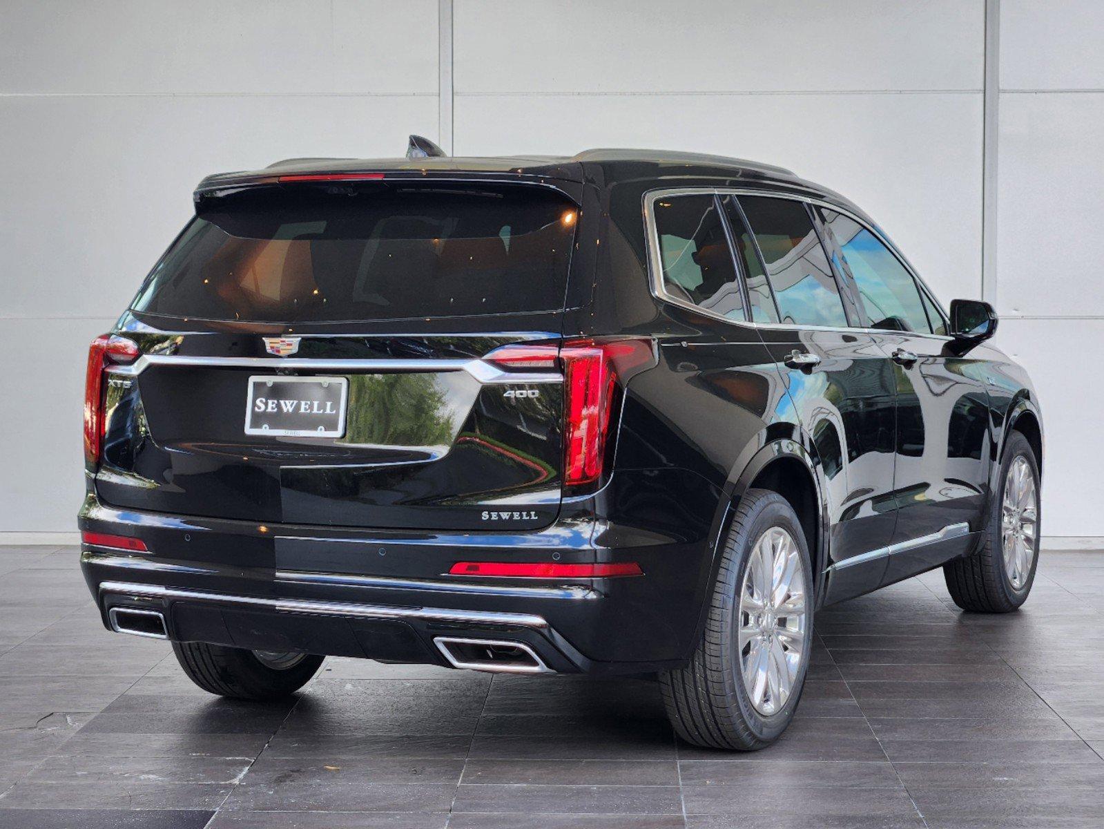 2025 Cadillac XT6 Vehicle Photo in HOUSTON, TX 77079-1502