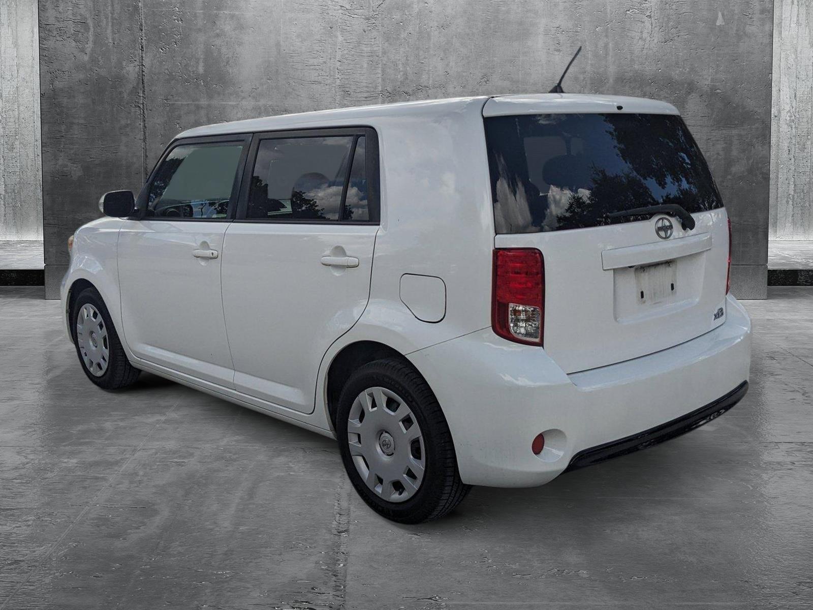 2015 Scion xB Vehicle Photo in GREENACRES, FL 33463-3207