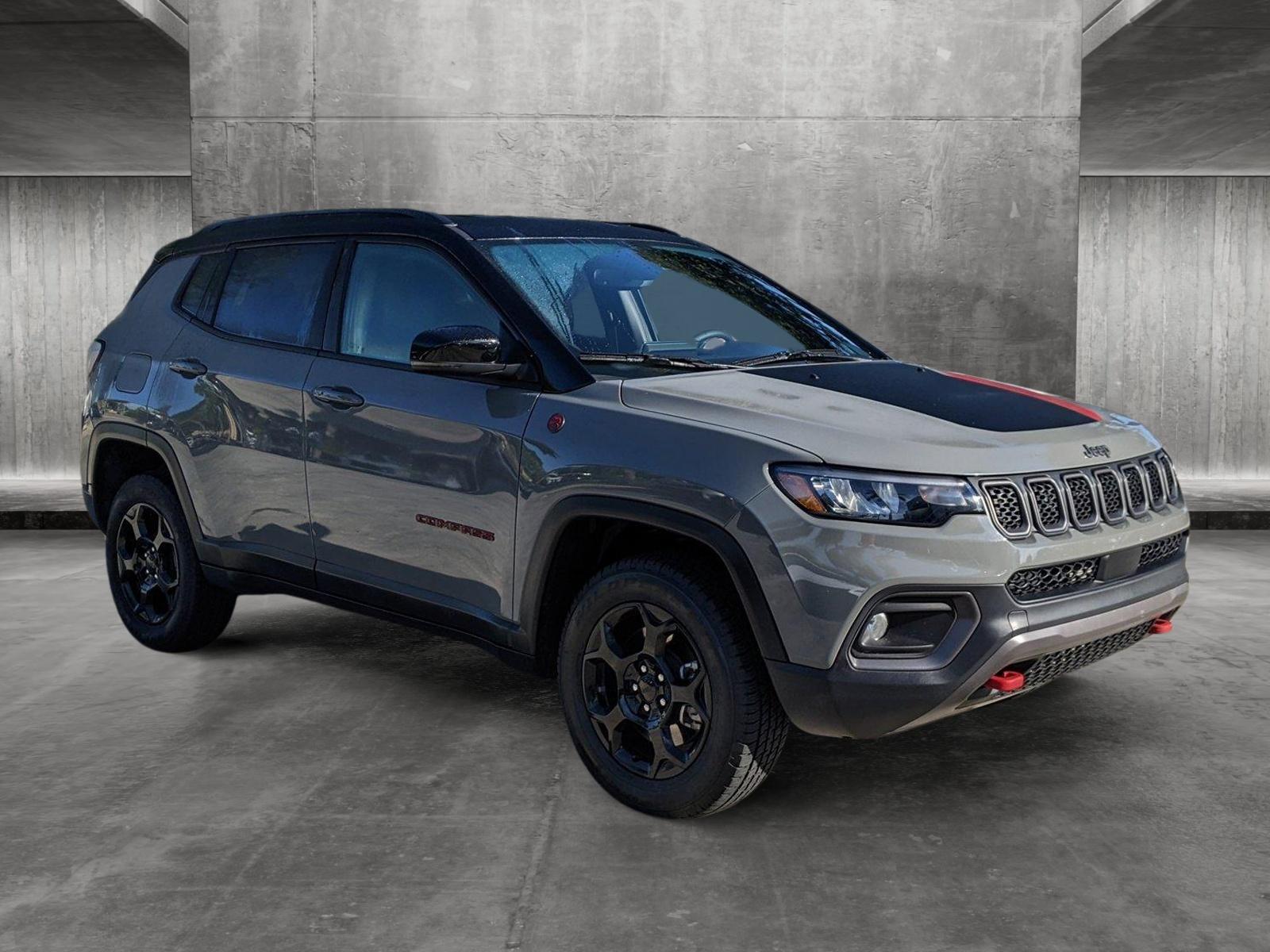 2024 Jeep Compass Vehicle Photo in Pembroke Pines , FL 33084