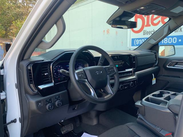 2024 Chevrolet Silverado 1500 Vehicle Photo in DUNN, NC 28334-8900