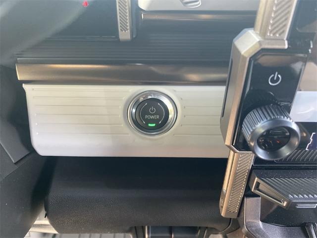 2024 GMC HUMMER EV SUV Vehicle Photo in GOODYEAR, AZ 85338-1310