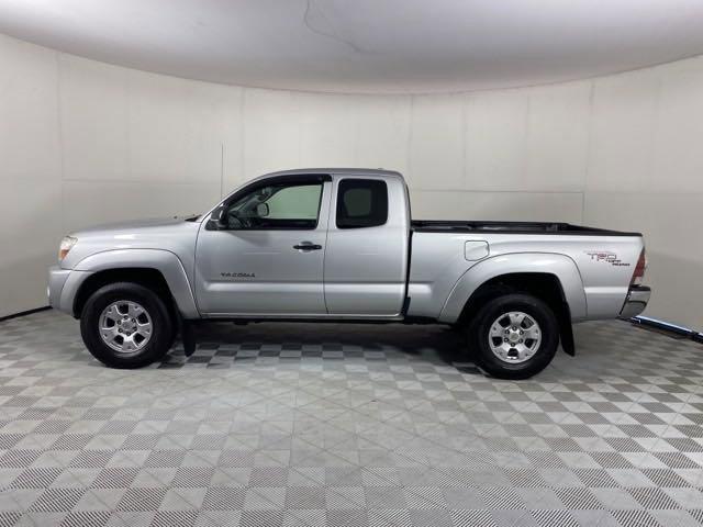 2010 Toyota Tacoma Vehicle Photo in MEDINA, OH 44256-9001