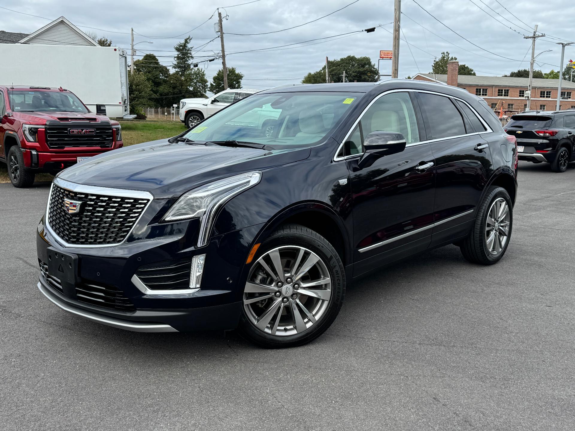 2021 Cadillac XT5 Vehicle Photo in LEOMINSTER, MA 01453-2952