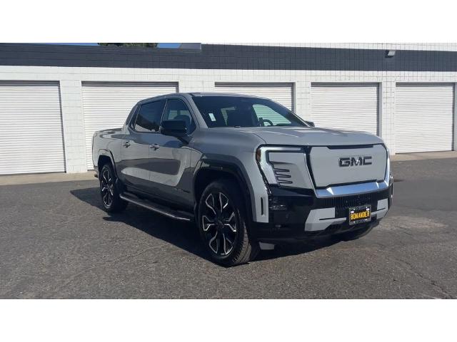 2024 GMC Sierra EV Vehicle Photo in TURLOCK, CA 95380-4918