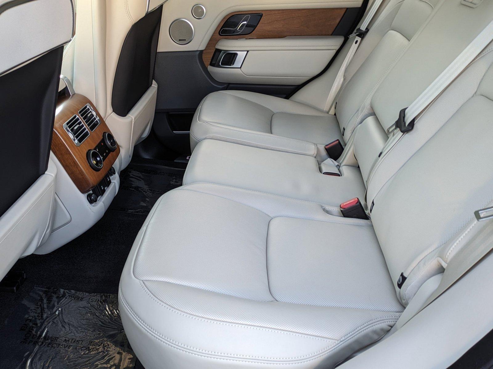 2021 Land Rover Range Rover Vehicle Photo in Bethesda, MD 20852