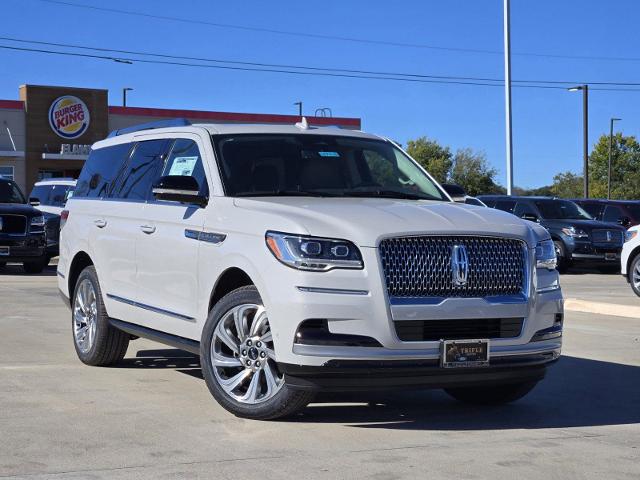 2024 Lincoln Navigator Vehicle Photo in Stephenville, TX 76401-3713