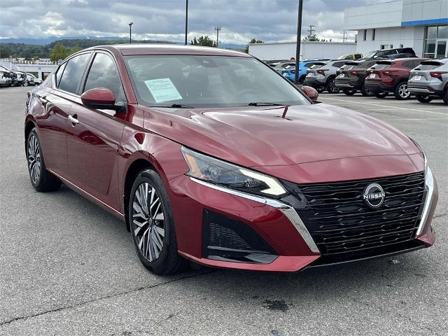 2023 Nissan Altima Vehicle Photo in ALCOA, TN 37701-3235