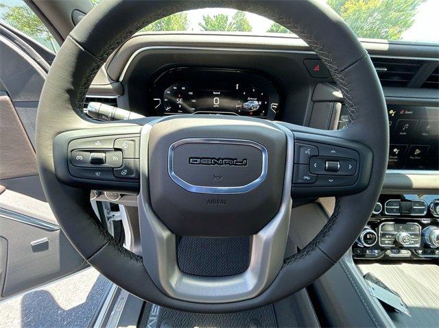 2024 GMC Yukon XL Vehicle Photo in BOWLING GREEN, KY 42104-4102