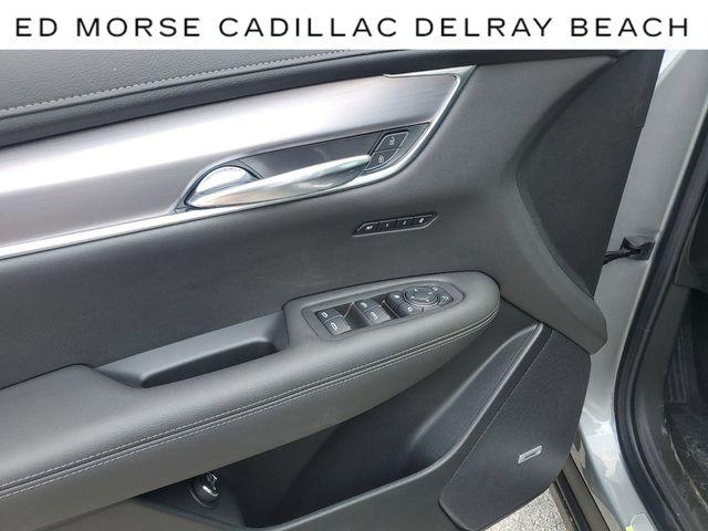 2024 Cadillac XT6 Vehicle Photo in DELRAY BEACH, FL 33483-3294