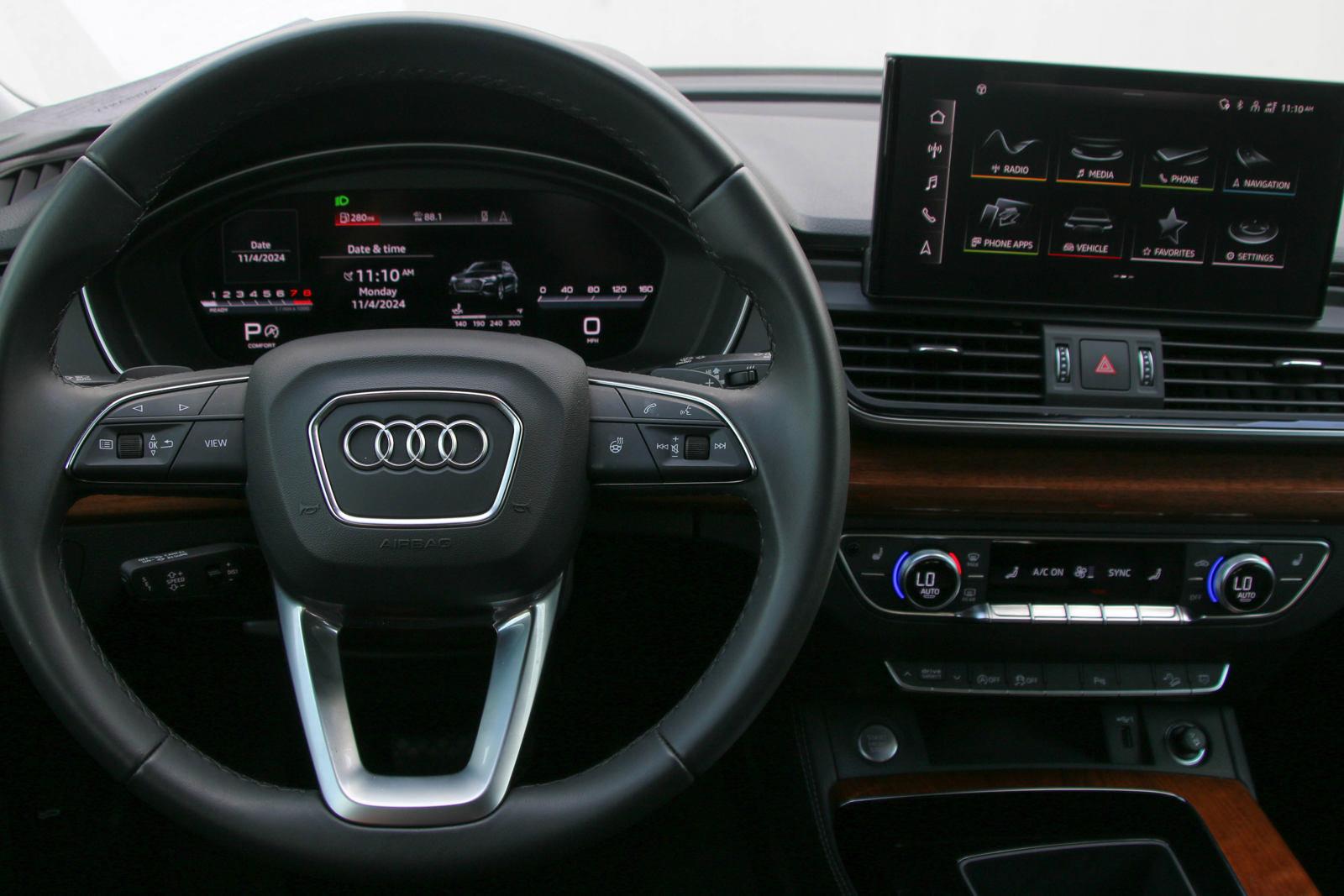 2023 Audi Q5 Vehicle Photo in SUGAR LAND, TX 77478