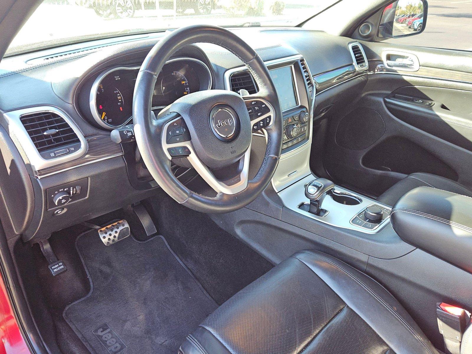 2015 Jeep Grand Cherokee Vehicle Photo in GILBERT, AZ 85297-0446