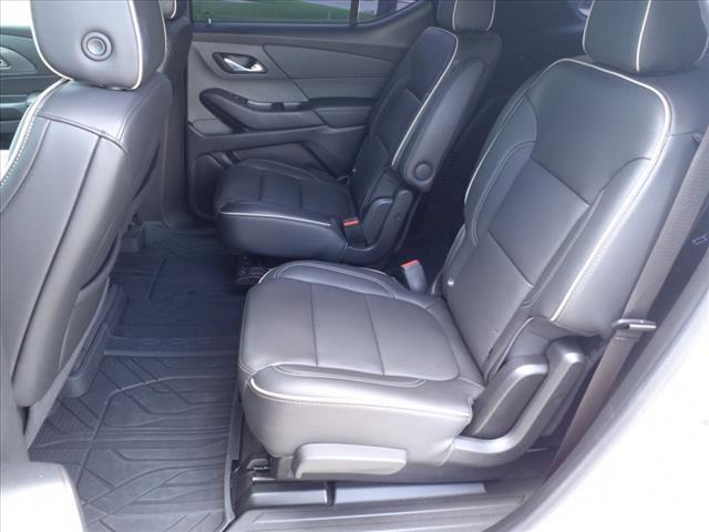 2022 Chevrolet Traverse Vehicle Photo in DENTON, TX 76210-9321