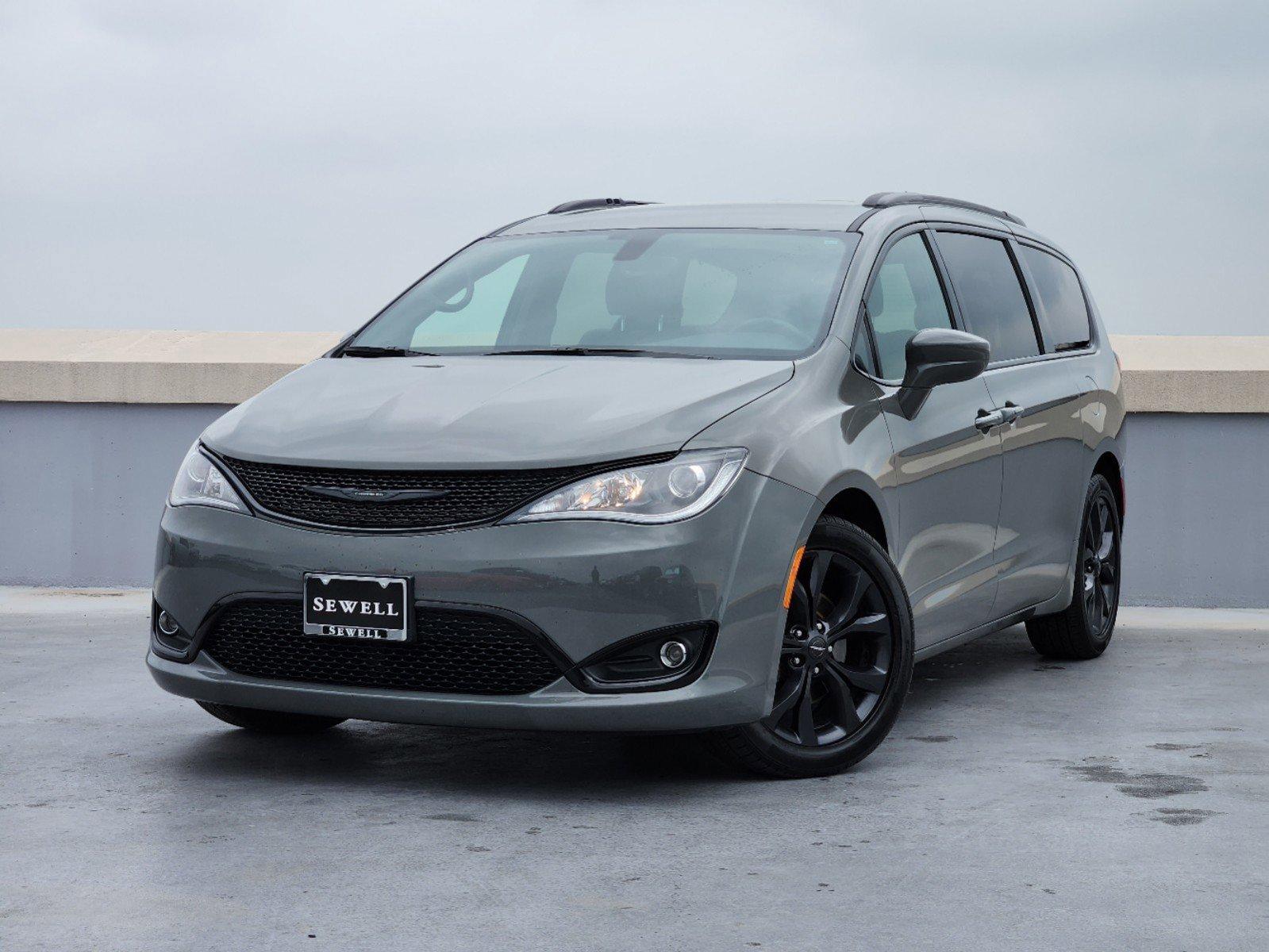 2020 Chrysler Pacifica Vehicle Photo in DALLAS, TX 75209