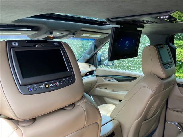 2019 Cadillac Escalade Vehicle Photo in SAN ANTONIO, TX 78230-1001