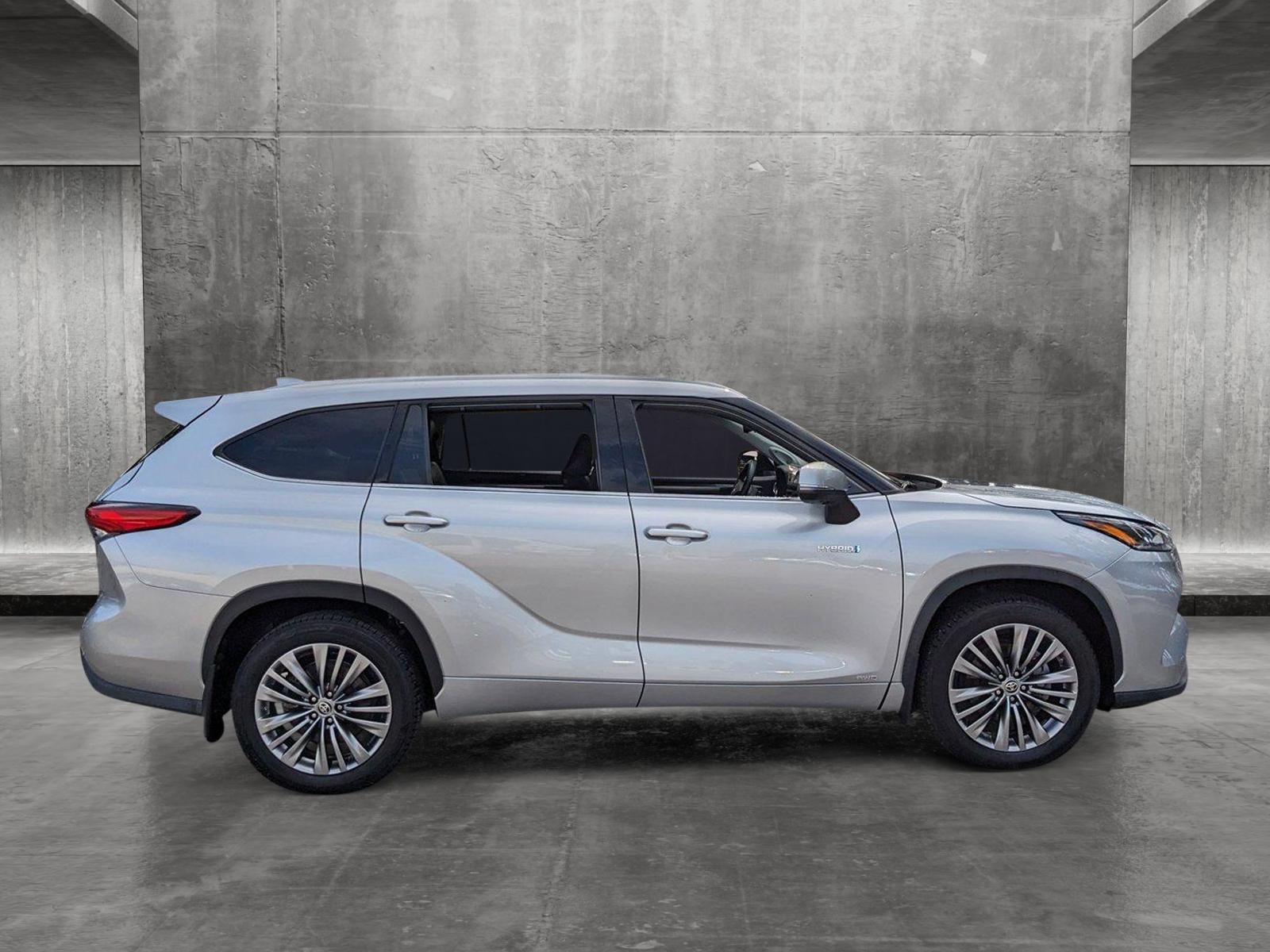 2020 Toyota Highlander Vehicle Photo in Tampa, FL 33614