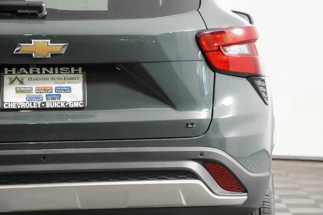 2025 Chevrolet Trax Vehicle Photo in PUYALLUP, WA 98371-4149