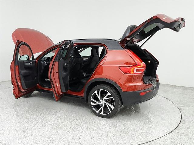 2022 Volvo XC40 Vehicle Photo in Grapevine, TX 76051