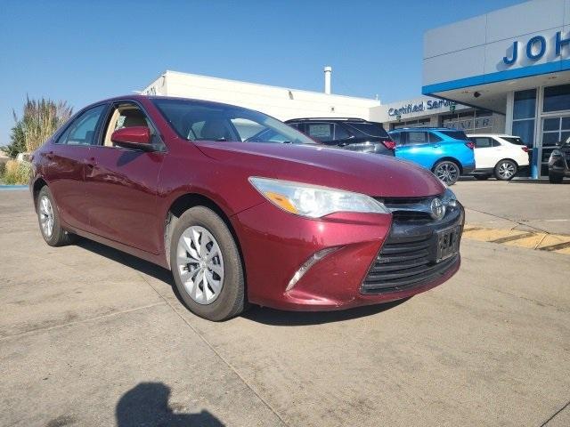 2015 Toyota Camry Vehicle Photo in ENGLEWOOD, CO 80113-6708