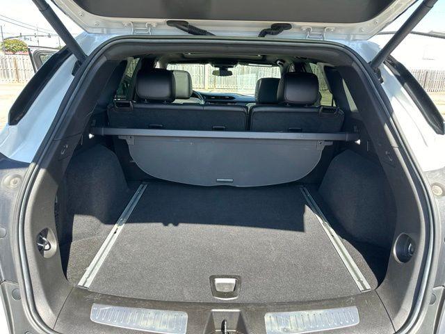 2022 Cadillac XT5 Vehicle Photo in TUPELO, MS 38801-6508