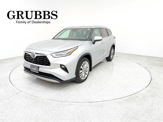 2021 Toyota Highlander Vehicle Photo in Grapevine, TX 76051