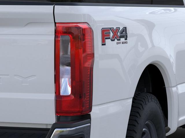 2024 Ford Super Duty F-350 SRW Vehicle Photo in Weatherford, TX 76087