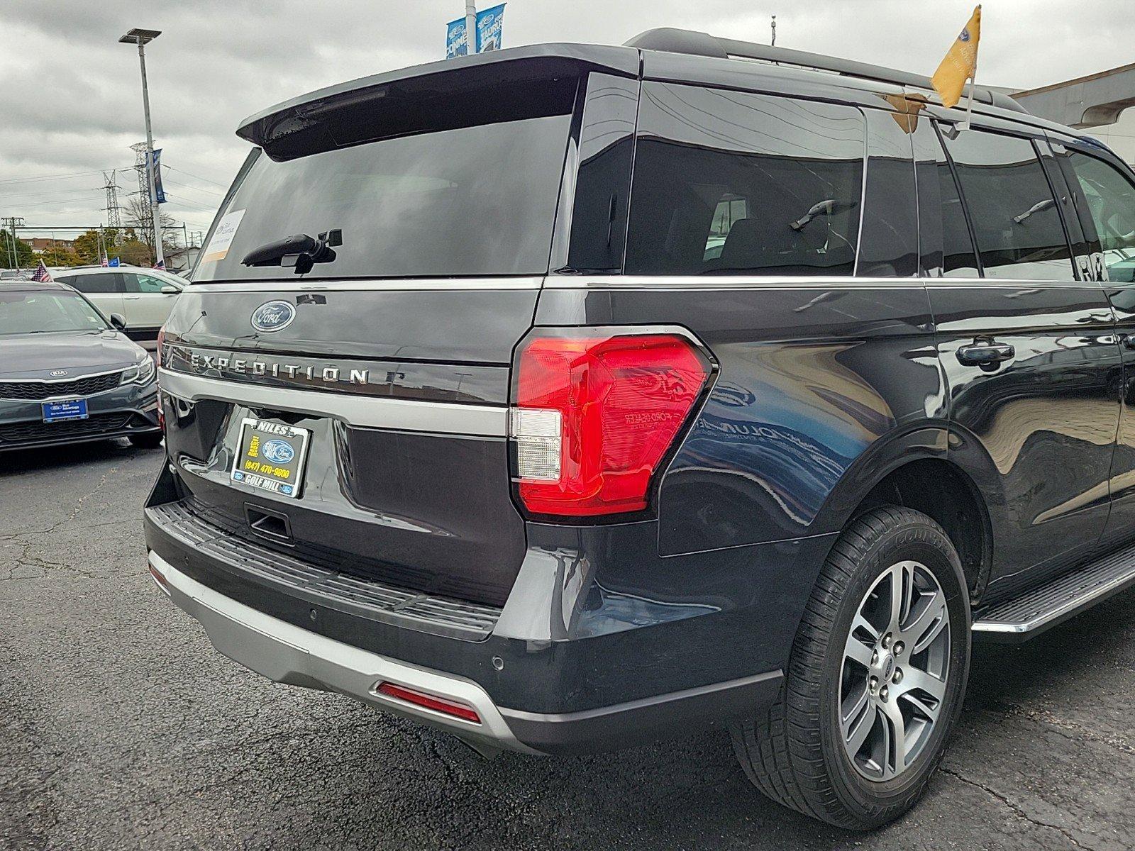 2023 Ford Expedition Vehicle Photo in Plainfield, IL 60586