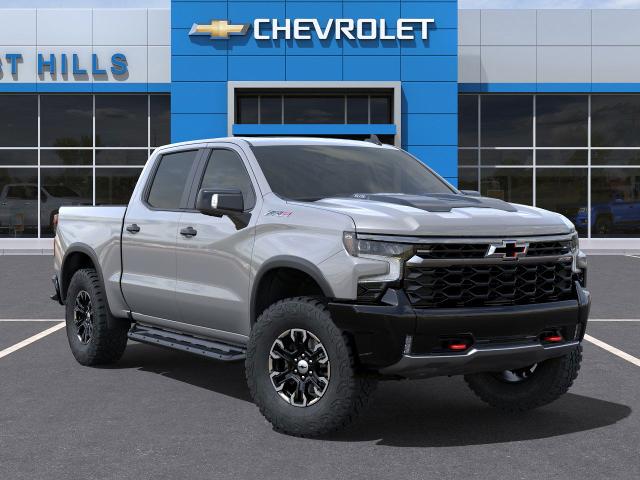 2025 Chevrolet Silverado 1500 Vehicle Photo in DOUGLASTON, NY 11362-1062