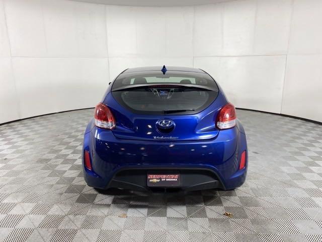 2016 Hyundai Veloster Vehicle Photo in MEDINA, OH 44256-9001