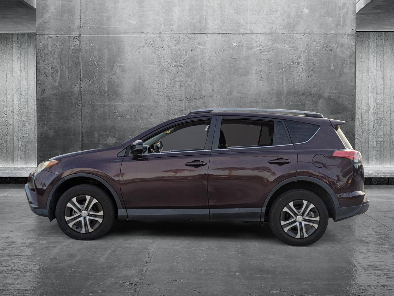 2018 Toyota RAV4 Vehicle Photo in Davie, FL 33331