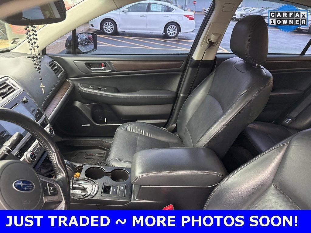 2015 Subaru Legacy Vehicle Photo in Saint Charles, IL 60174