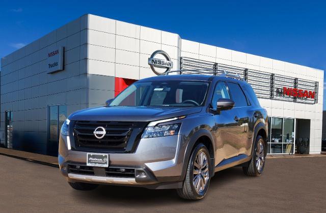 2025 Nissan Pathfinder Vehicle Photo in Denison, TX 75020