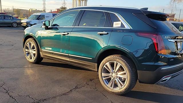 2025 Cadillac XT5 Vehicle Photo in JOLIET, IL 60435-8135