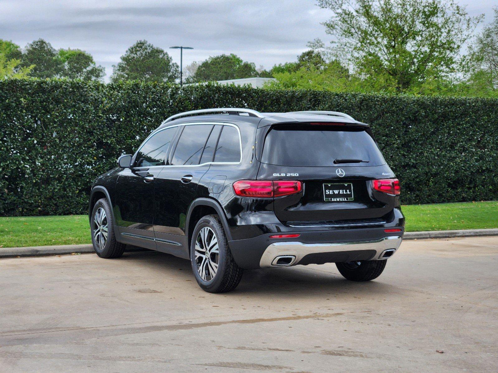 2024 Mercedes-Benz GLB Vehicle Photo in HOUSTON, TX 77079