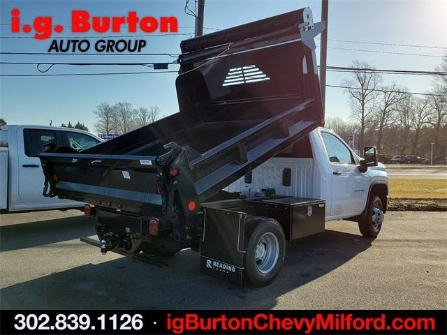 2024 Chevrolet Silverado 3500 HD Chassis Cab Vehicle Photo in MILFORD, DE 19963-6122