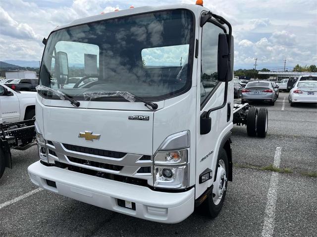 2025 Chevrolet 4500 HG LCF Gas Vehicle Photo in ALCOA, TN 37701-3235