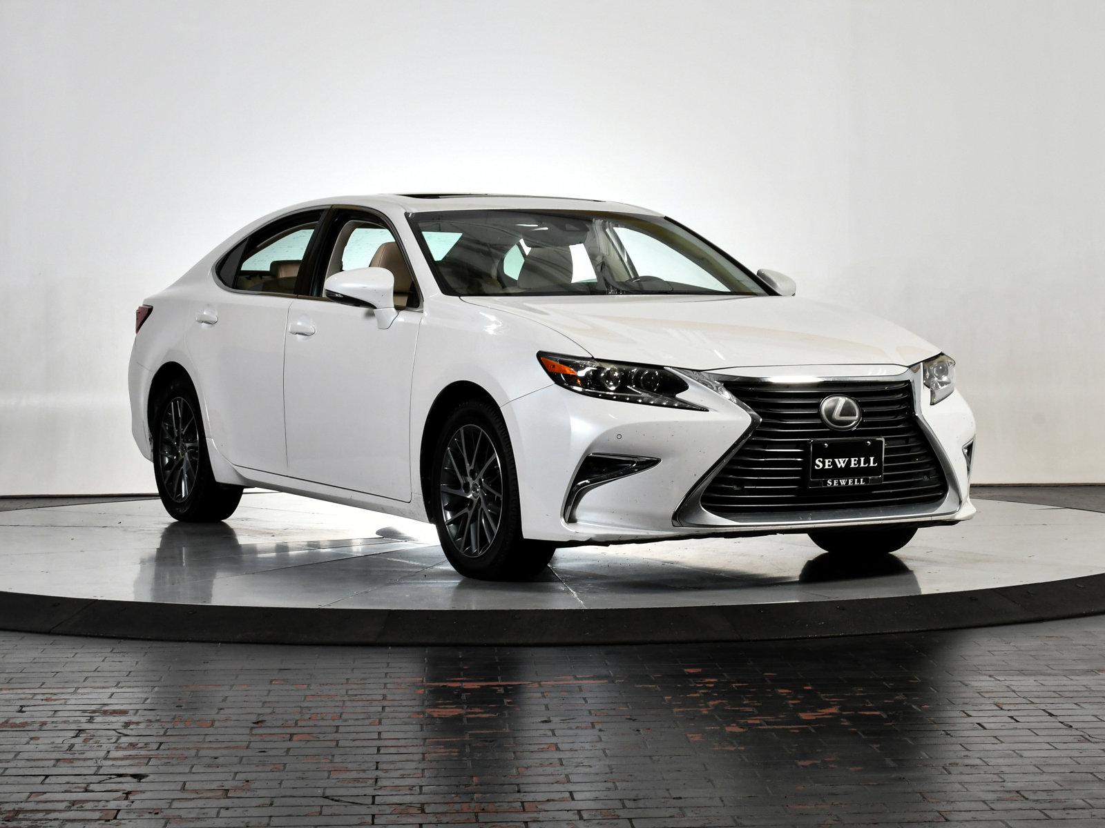 2017 Lexus ES 350 Vehicle Photo in DALLAS, TX 75235