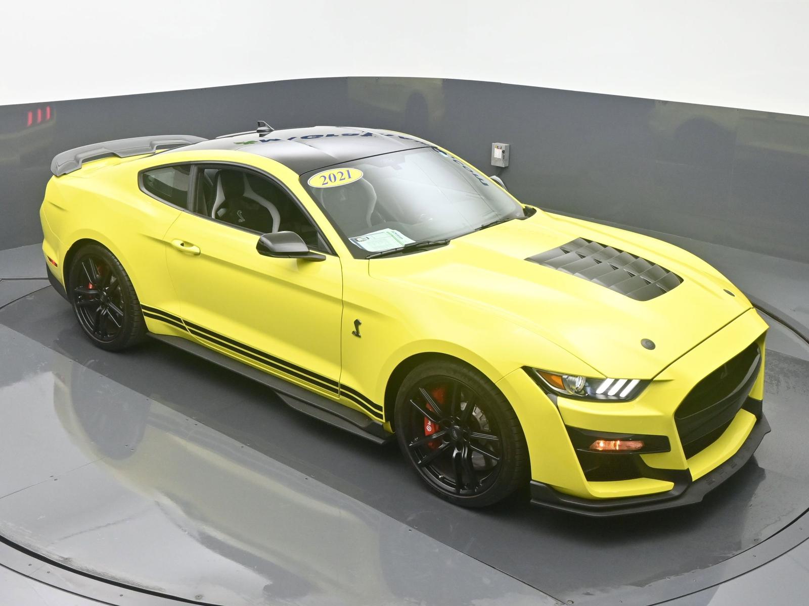 2021 Ford Mustang Vehicle Photo in Cedar Rapids, IA 52402