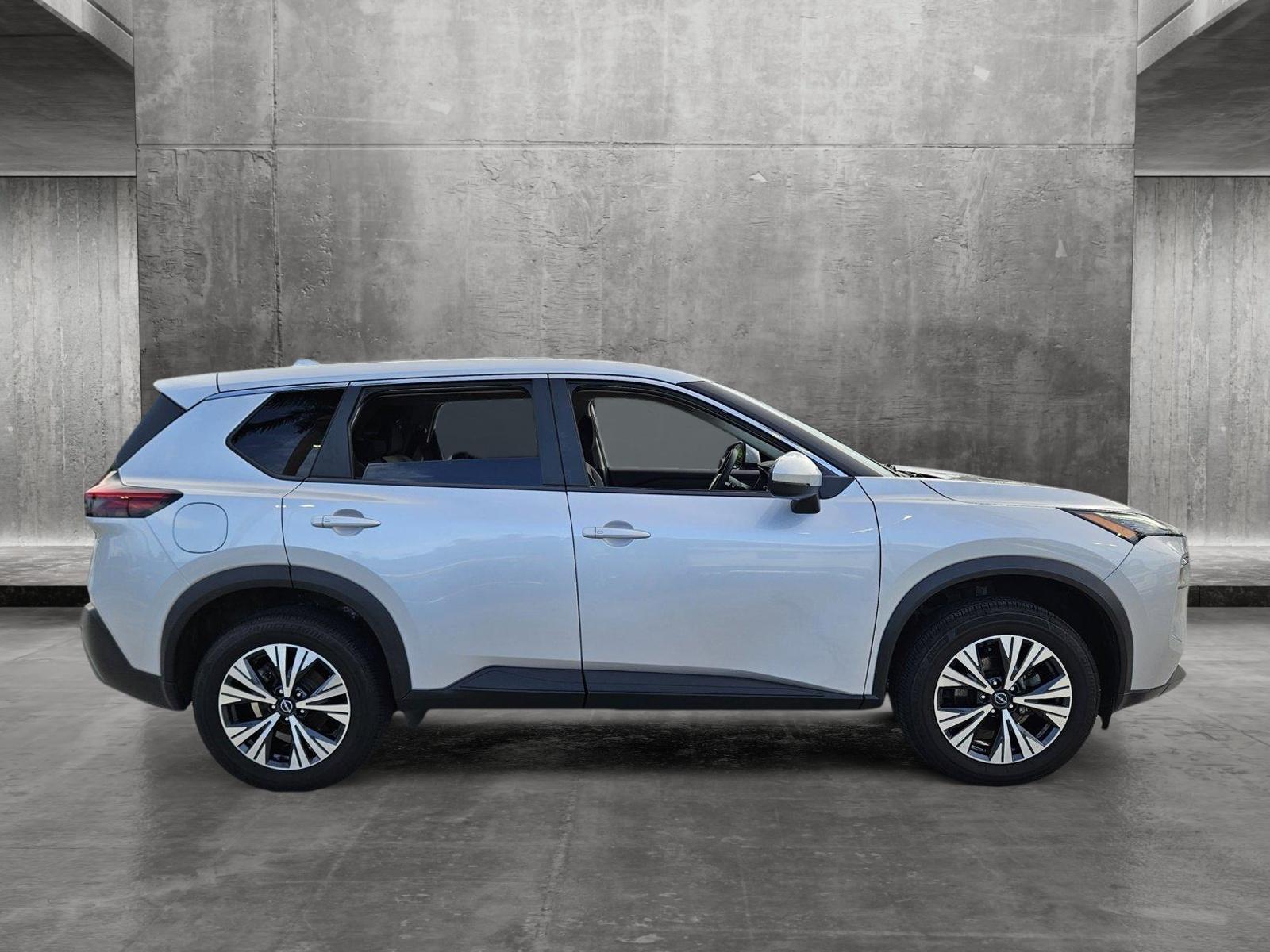 2022 Nissan Rogue Vehicle Photo in Davie, FL 33331