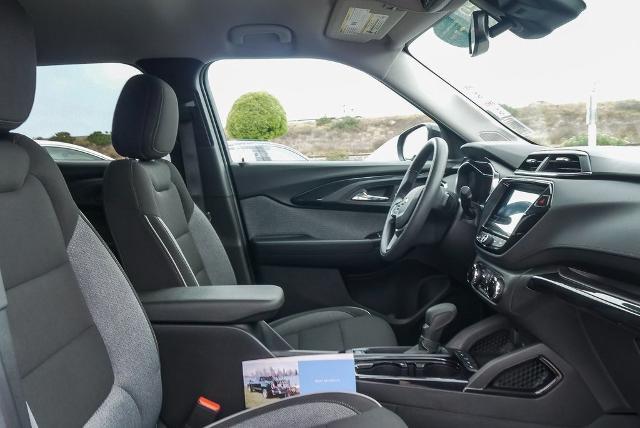 2023 Chevrolet Trailblazer Vehicle Photo in VENTURA, CA 93003-8585