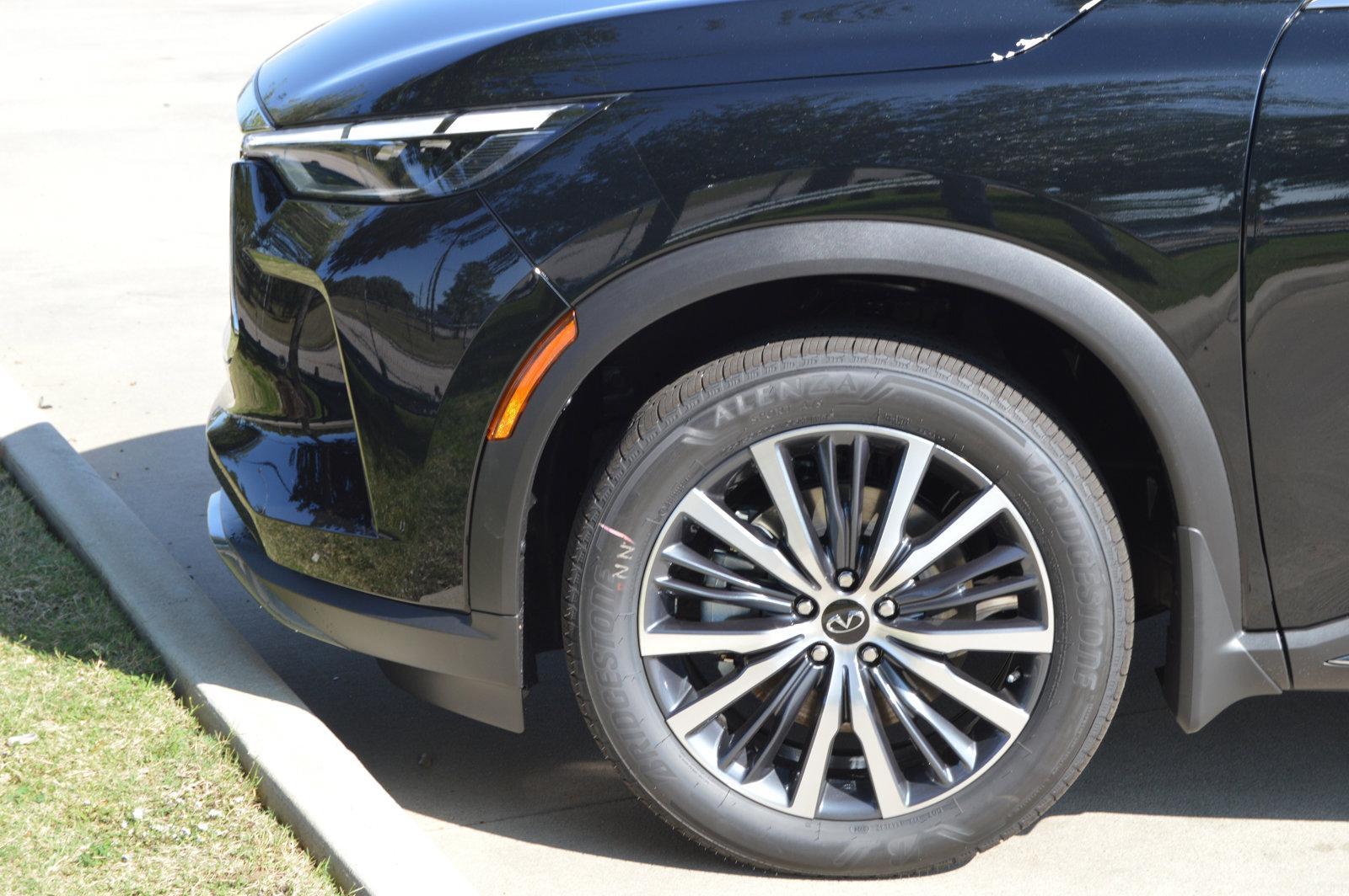 2025 INFINITI QX60 Vehicle Photo in Houston, TX 77090