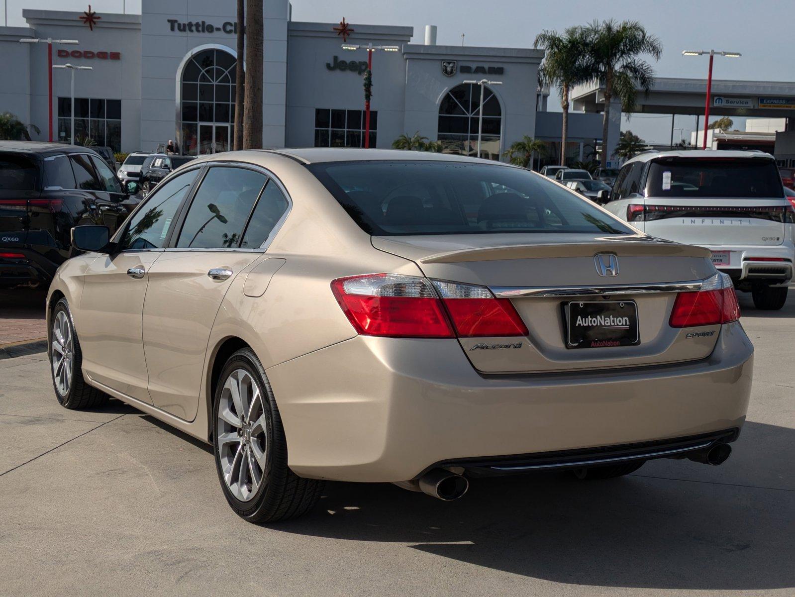 2015 Honda Accord Sedan Vehicle Photo in Tustin, CA 92782