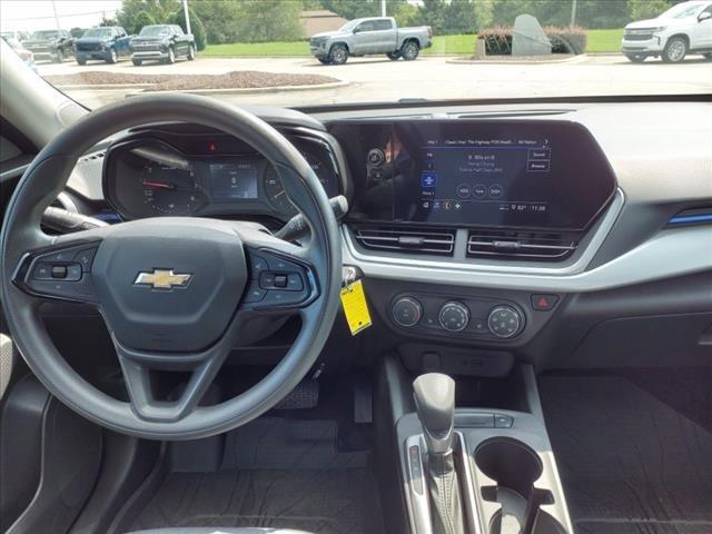 2024 Chevrolet Trax Vehicle Photo in HENDERSON, NC 27536-2966