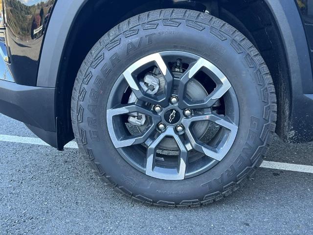 2025 Chevrolet Equinox Vehicle Photo in GARDNER, MA 01440-3110