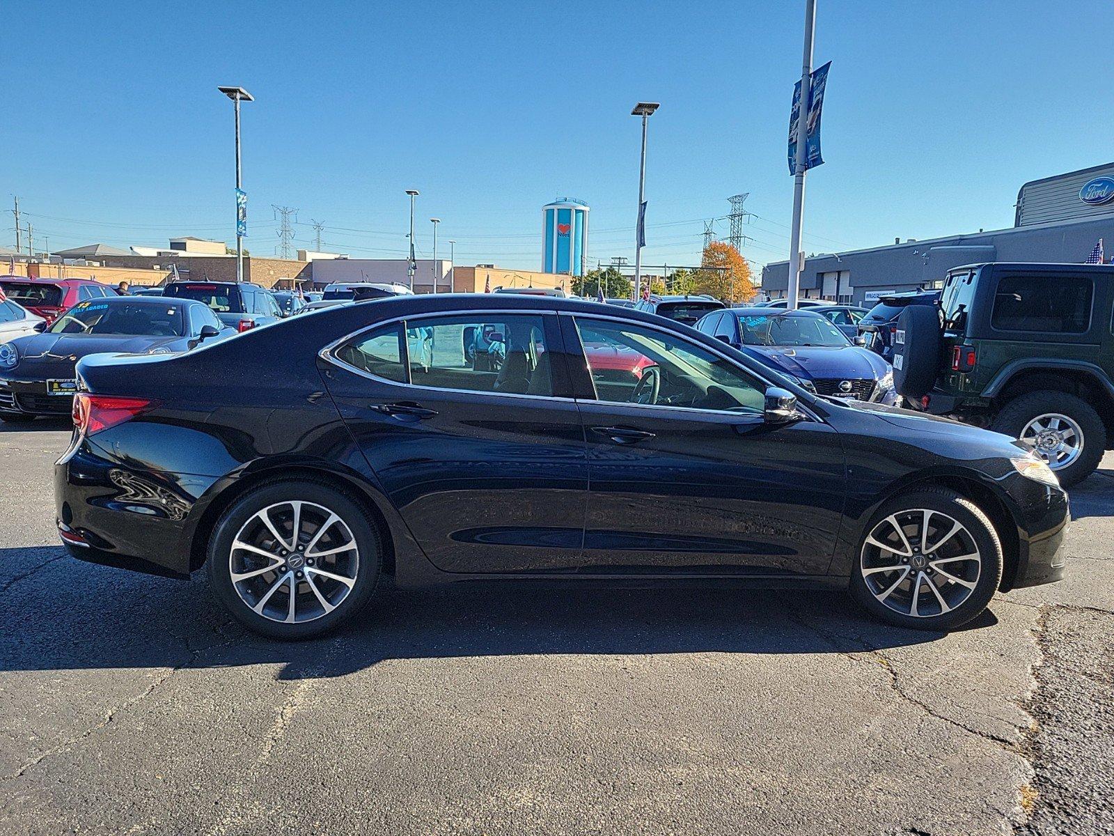 2015 Acura TLX Vehicle Photo in Saint Charles, IL 60174