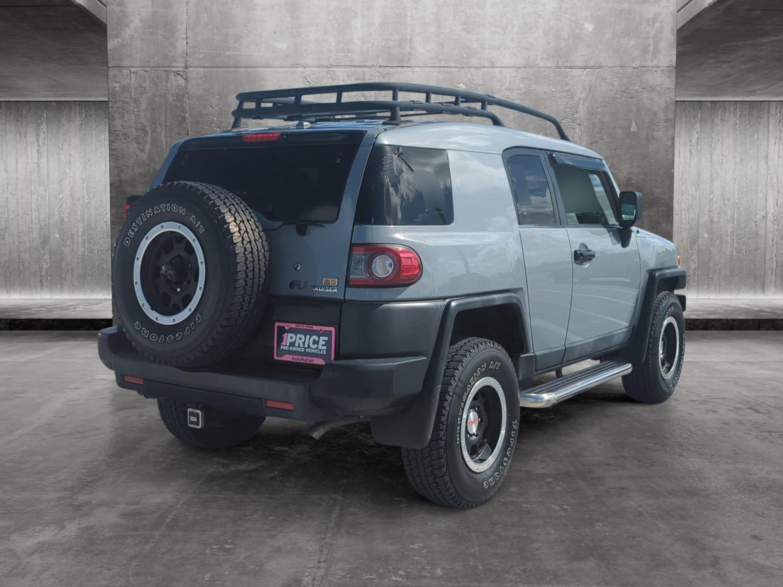 2013 Toyota FJ Cruiser Vehicle Photo in Ft. Myers, FL 33907