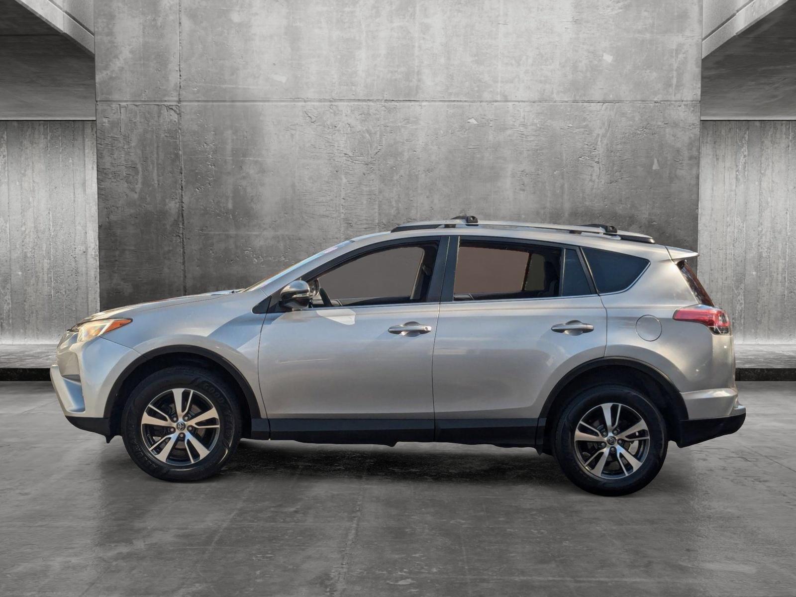 2018 Toyota RAV4 Vehicle Photo in Towson, MD 21204